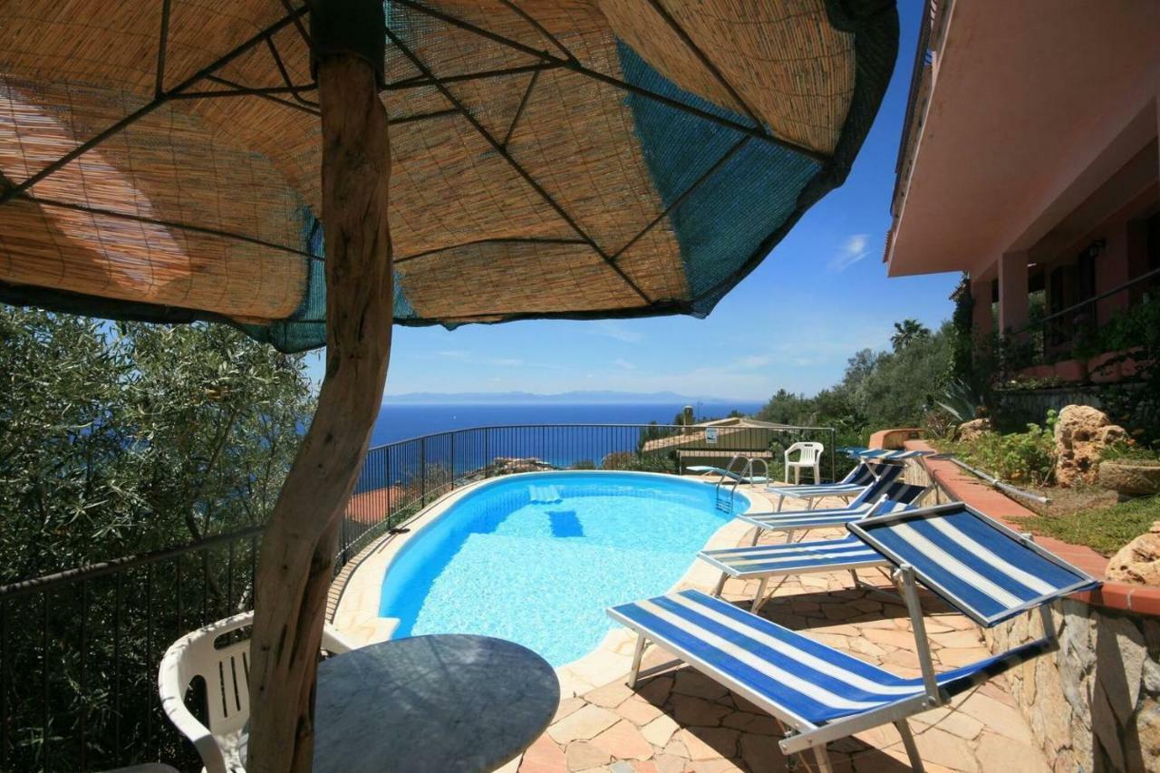 Villa Panoramica Tra Suggestive Notti Stellate. Torre delle Stelle Exterior photo